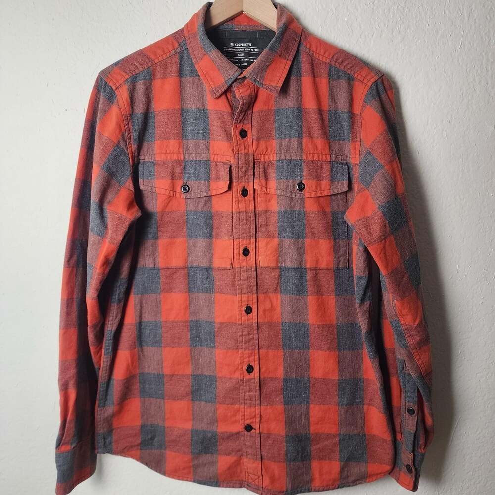 REI Cooperative Flannel Shirt Mens Small Orange Gray Plaid Button Up Casual